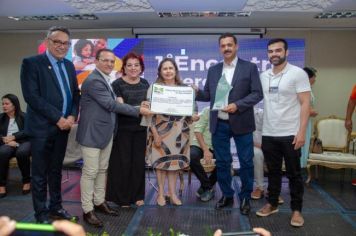 Educação de Limoeiro de Anadia recebe premiação da Undime e se destaca entre os 10 municípios de AL com melhores notas no IDEB