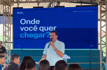 Palestra motivacional inspira alunos do 9º ano da rede municipal