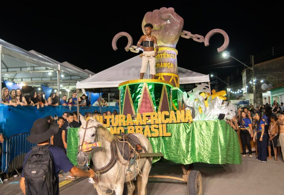 Carroceata 2025 encanta moradores do Distrito Pé Leve e celebra raízes culturais do Brasil